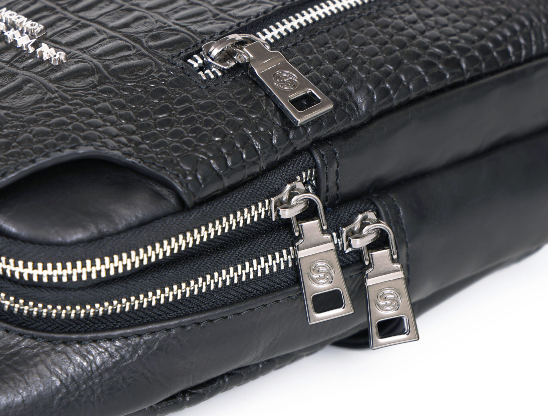 CROCO Textured Leather Duffle Bag For Men - Black - Silver Street London